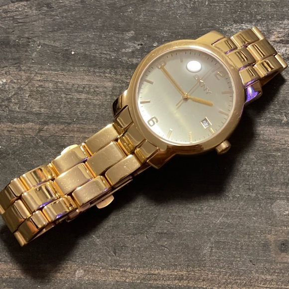 UNISEX DKNY Stainless Steel YELLOW GOLD PLATED WATCH NY1036 - Offers Considered - Picture 9 of 13